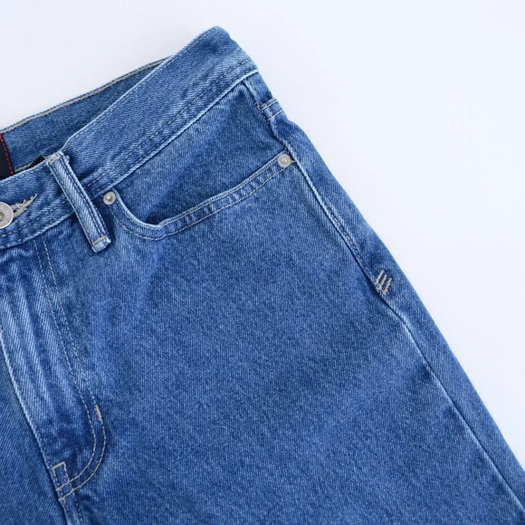 BDG Mid-Wash Straight Leg Denim Jeans Size 29/30 - Picture 7 of 11